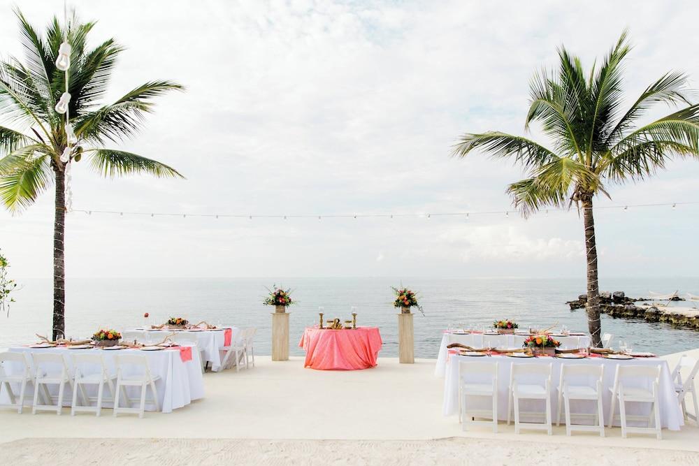 Courtyard by Marriott Faro Blanco Resort, Marathon Florida Keys