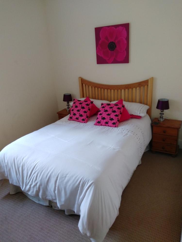 The Shelbourne Apartments