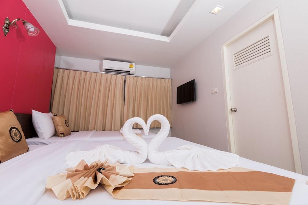 Euro Luxury Pavillion