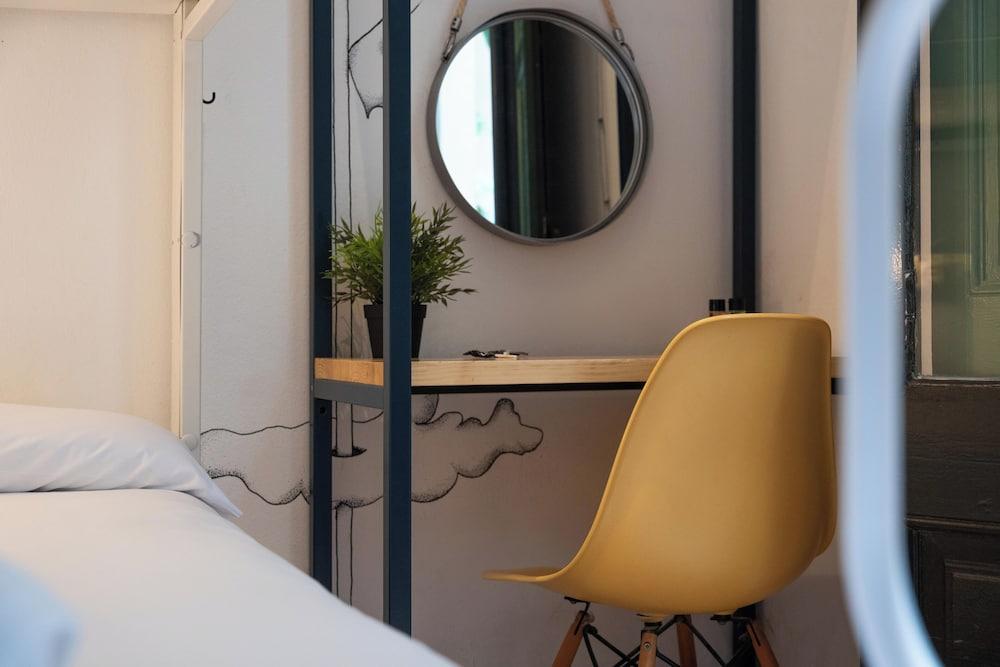 The Central House Barcelona Gracia - Hostel