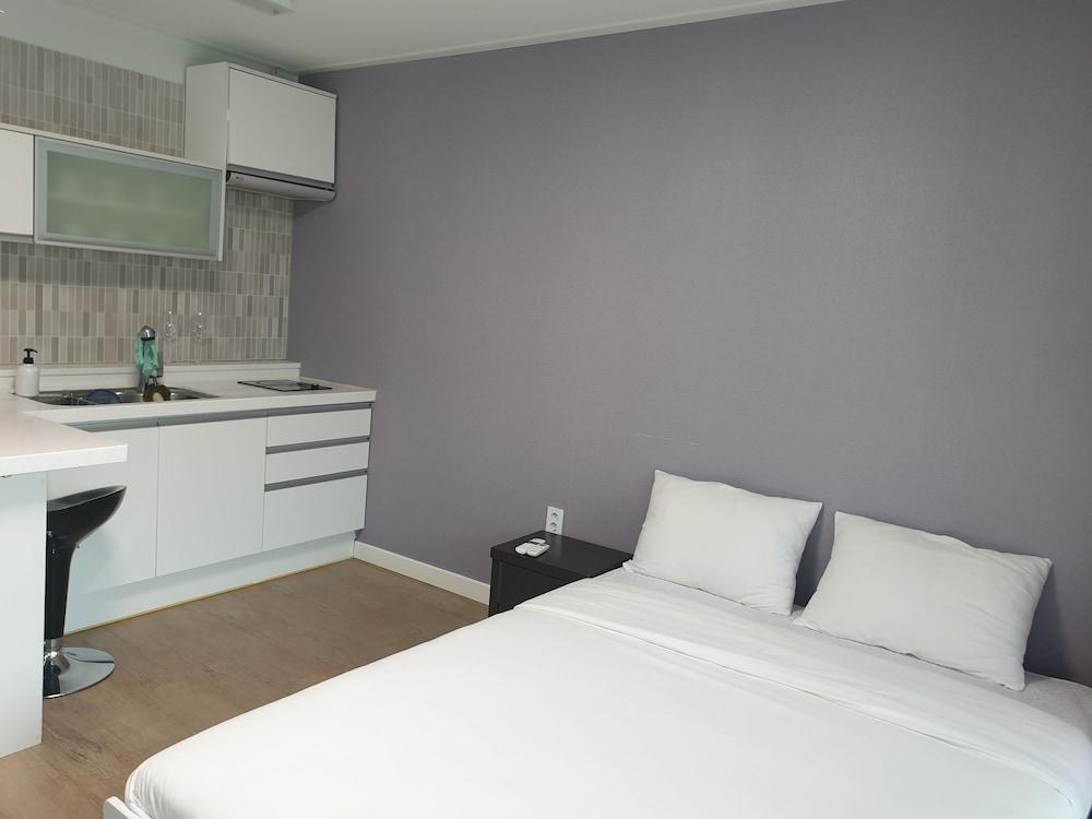 Sokcho Marine Pension