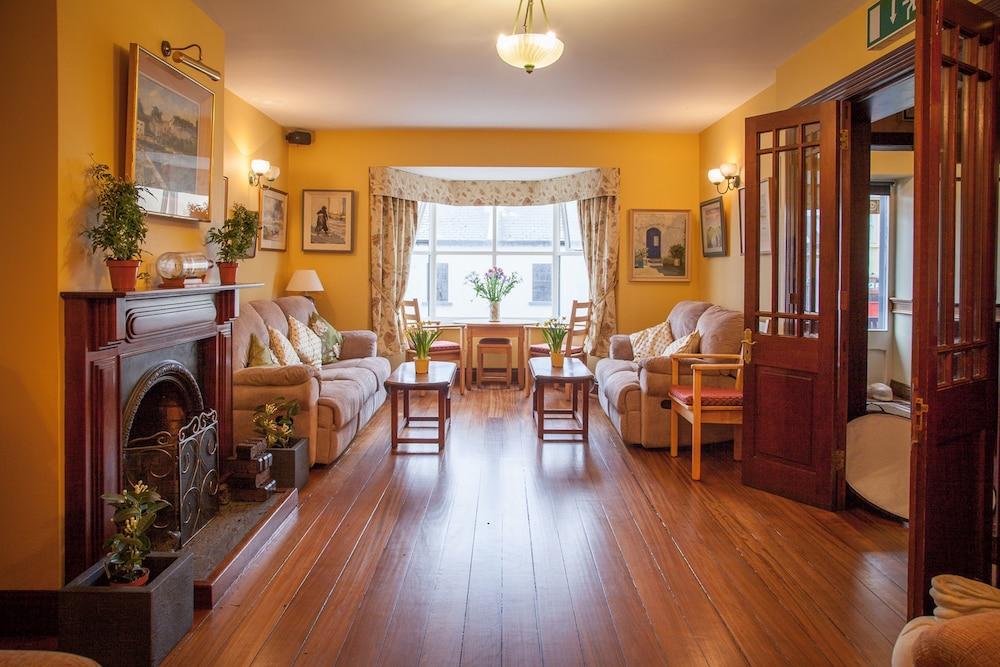 Eldons Hotel & Restaurant