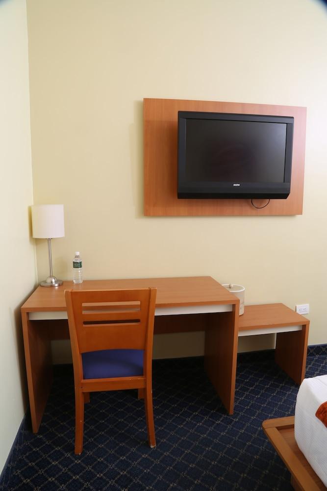 Copper Canyon Boutique Hotel