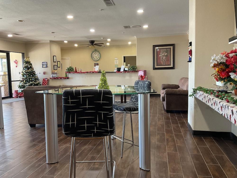 Yorktown Inn And Suites