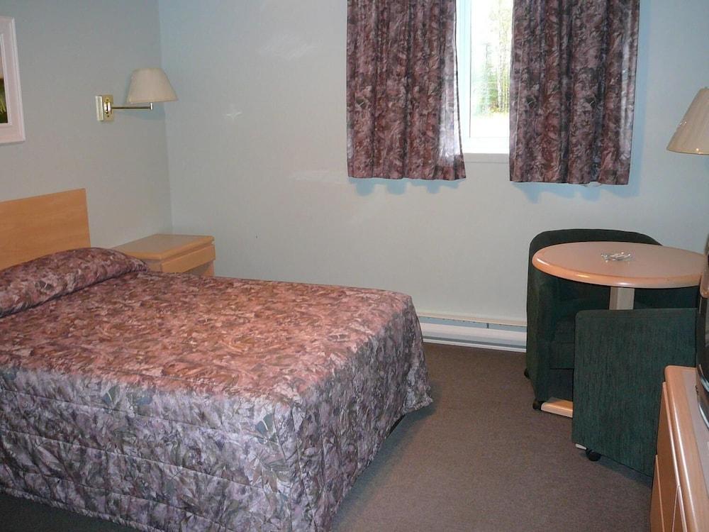 Hotel - Motel Restaurant Coronet