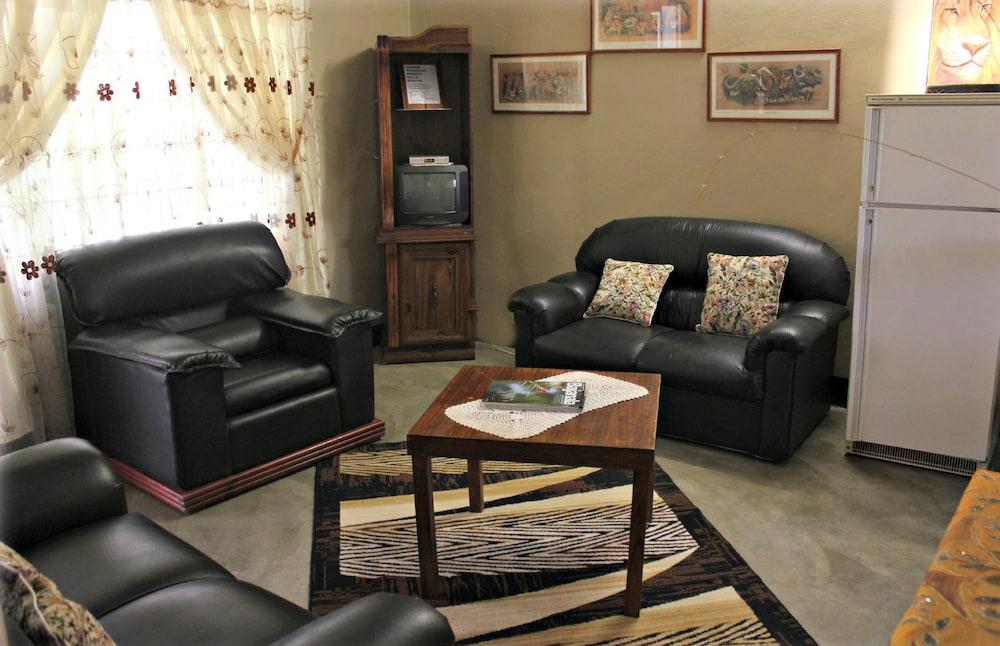 Tshimologo Farm Guest House