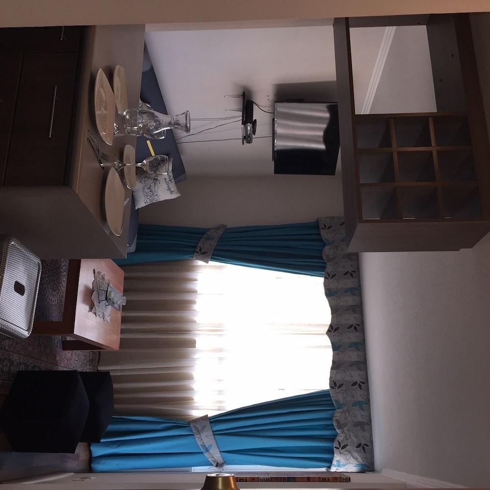 Almond Suite - San Francisco