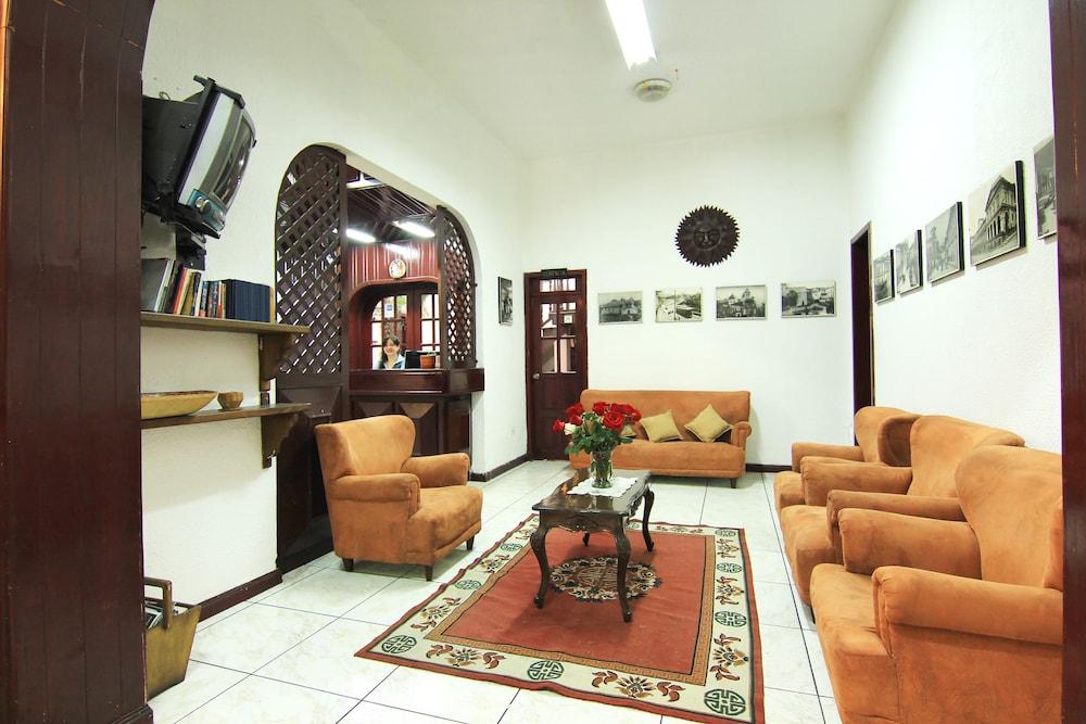 Hotel Huasi Continental