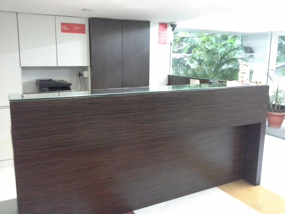 Hotel Executive Residency