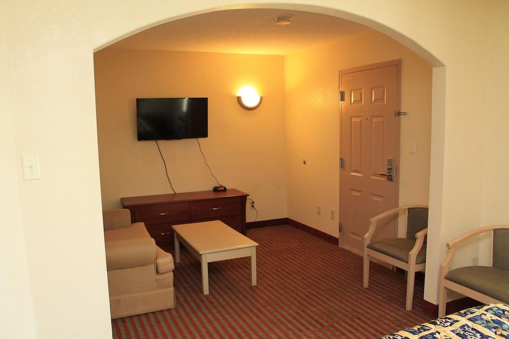 Best Way Inn & Suites