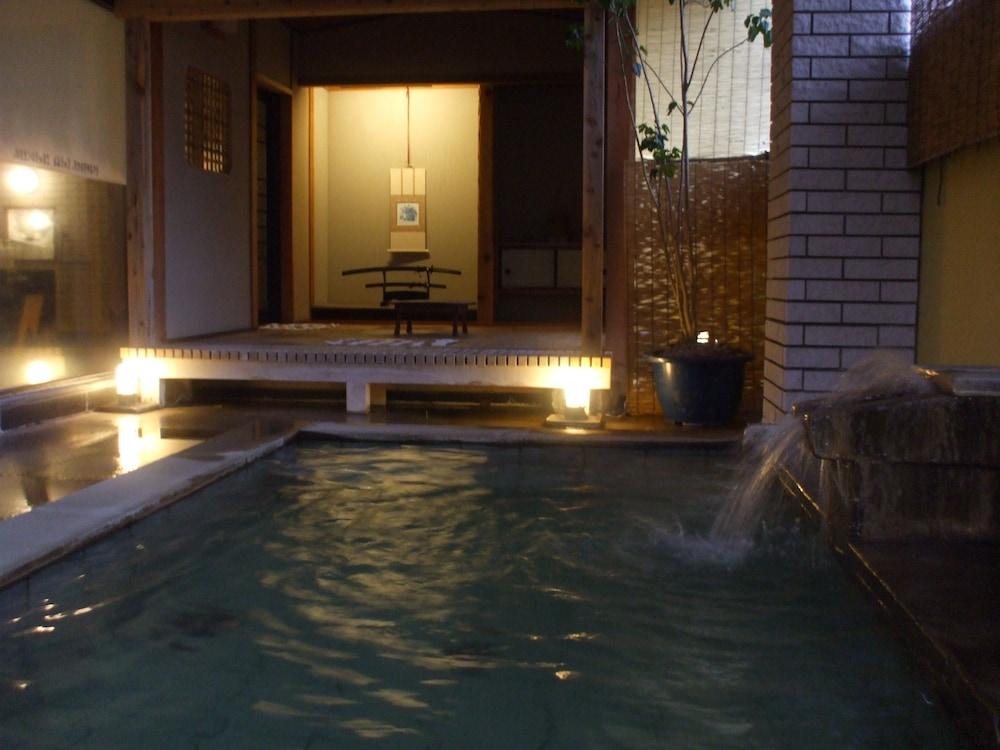 Ryokan Kamiaizuya