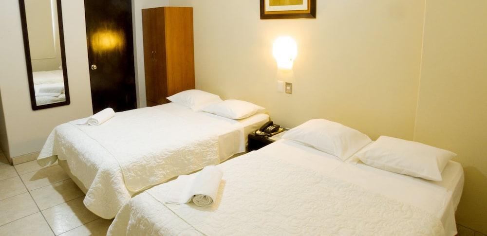 Rivera del Rio Hotel