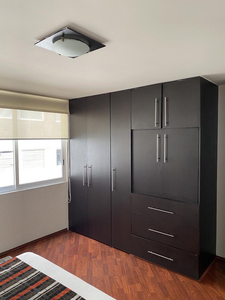 Grupo Kings Suites Chimborazo