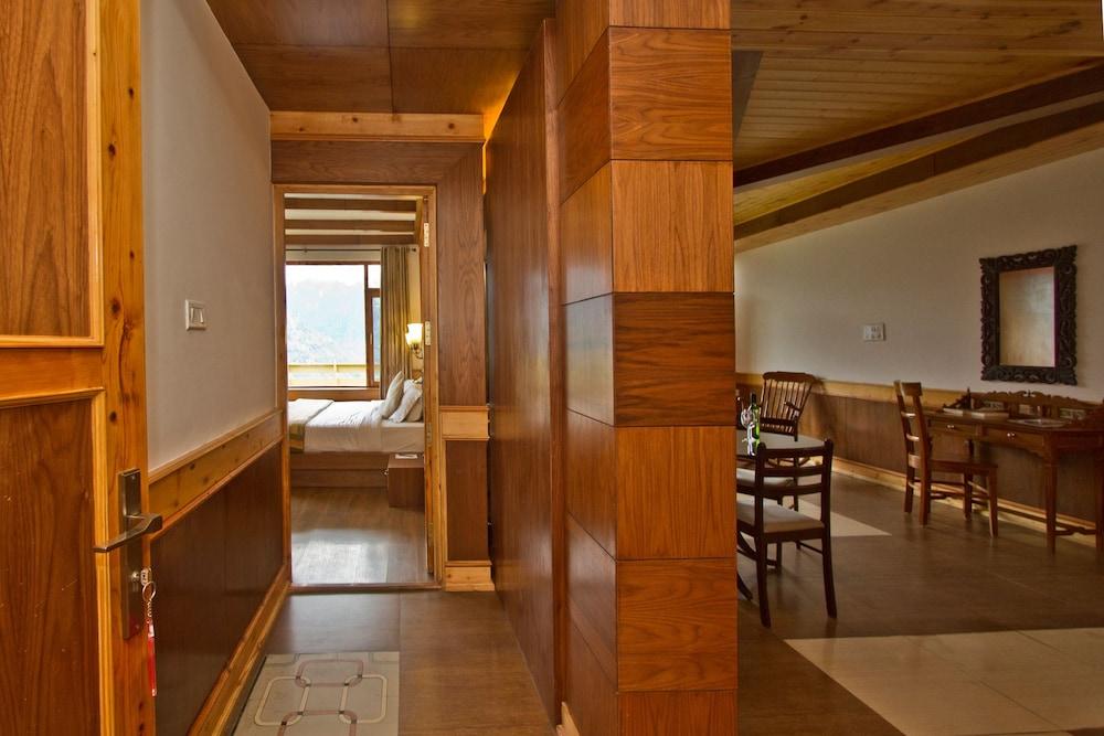 Vivaan The Sunrise Resort