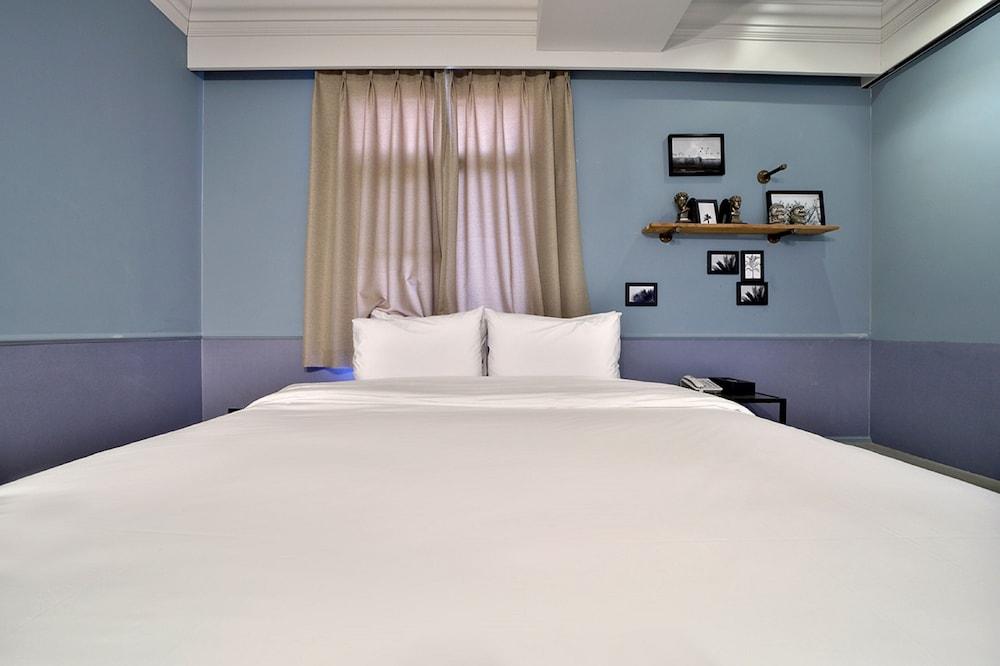 Hound Hotel Seomyeon 1st Street