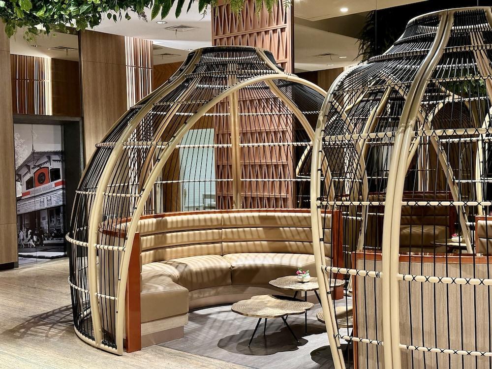 HARRIS Hotel & Conventions Gubeng Surabaya