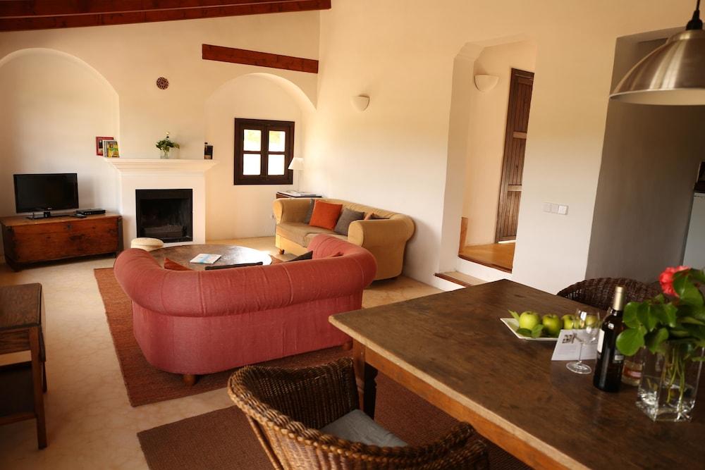 Hotel Agroturismo Possessió Binicomprat