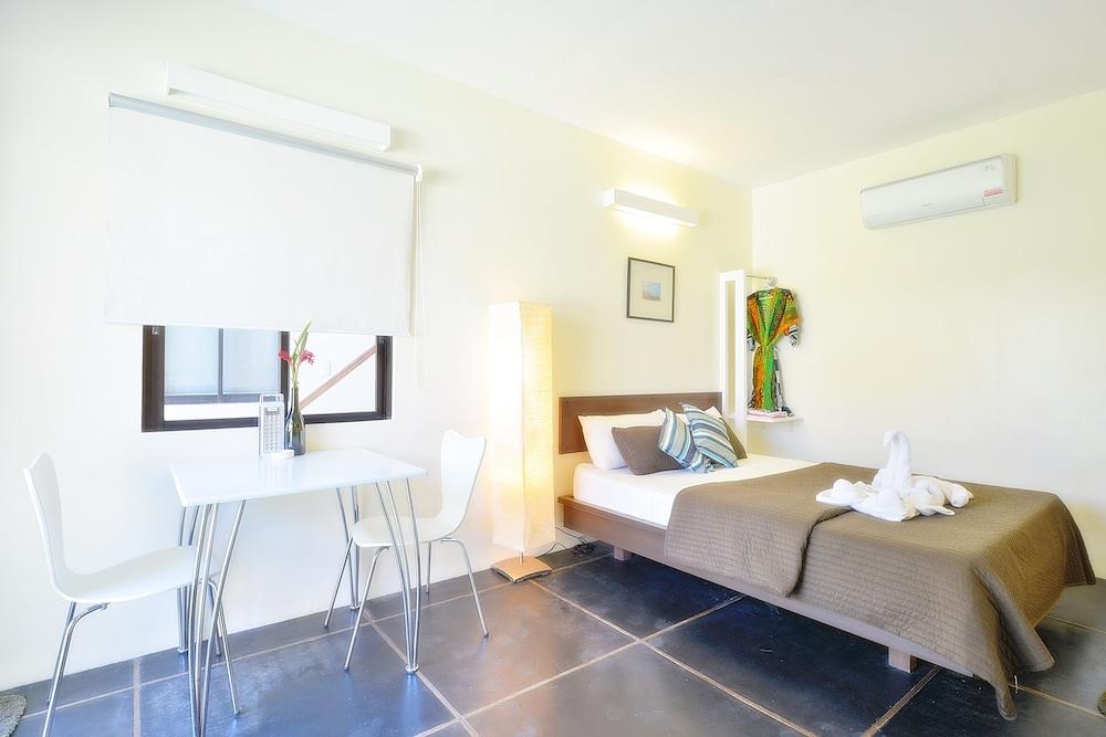 Hangin Kite Center & Resort