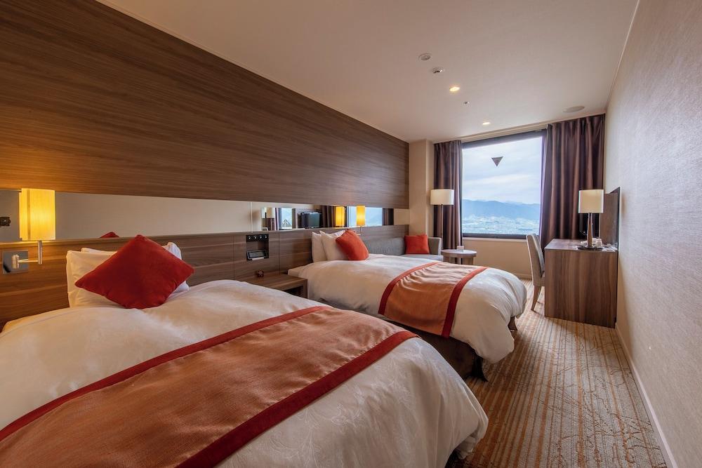 Fruit Park Fujiya Hotel