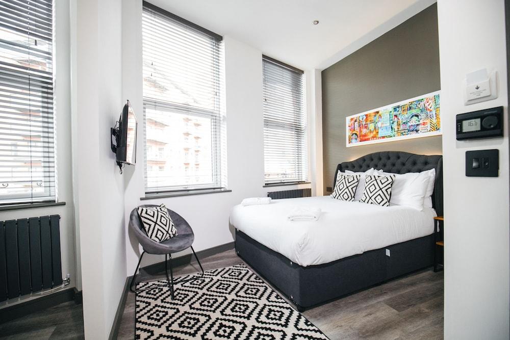 The Black Lion Manchester