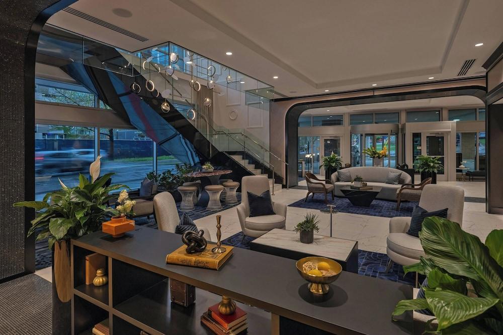 The Vanguard Ann Arbor, Autograph Collection