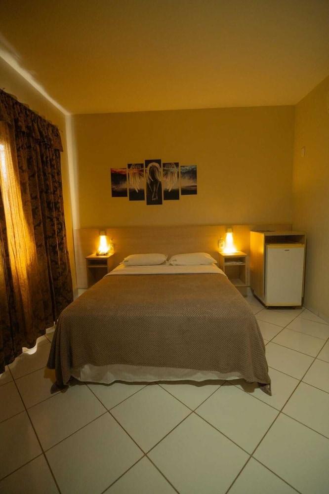 VITORIA PALACE HOTEL