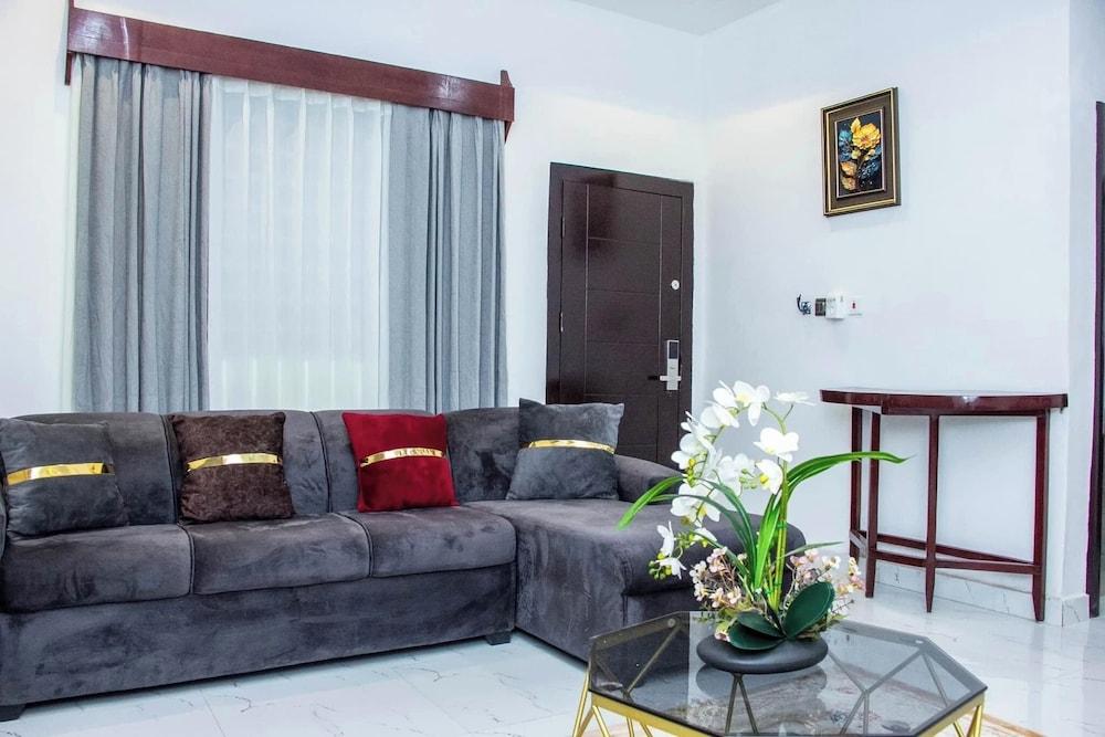 A2 City Home Apartments