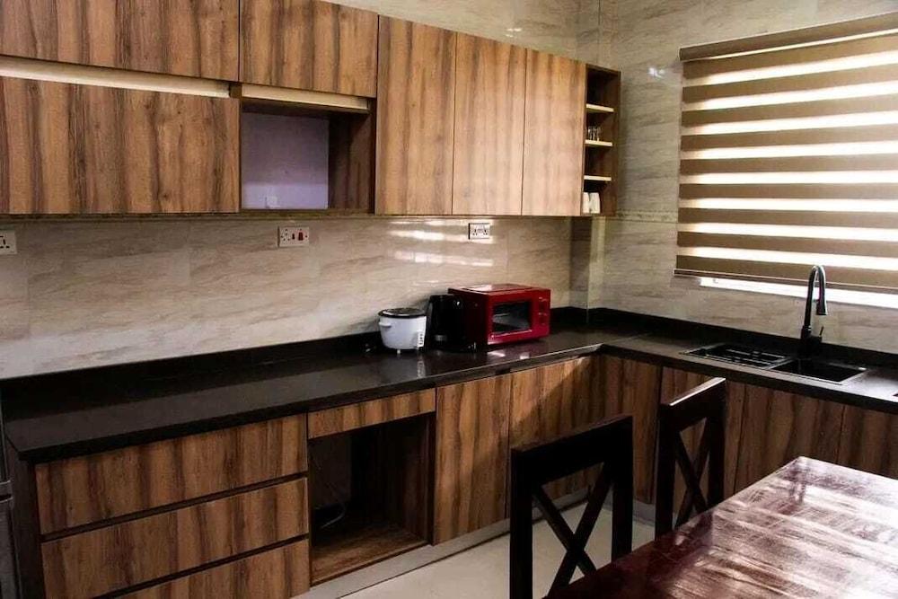 A2 City Home Apartments