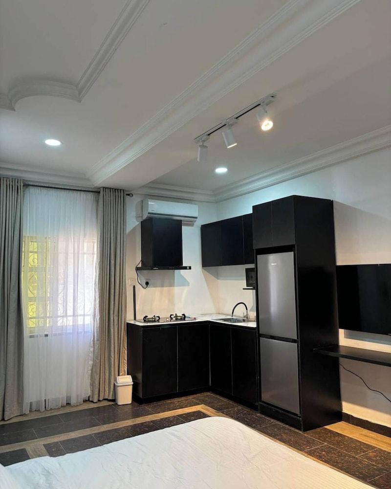 Pioneer Luxury Apartment