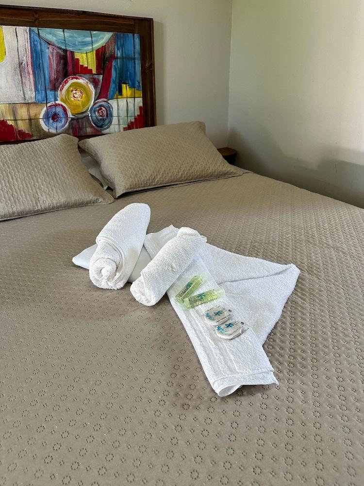 Pousada Cardoso Surf Camping - Laguna - SC