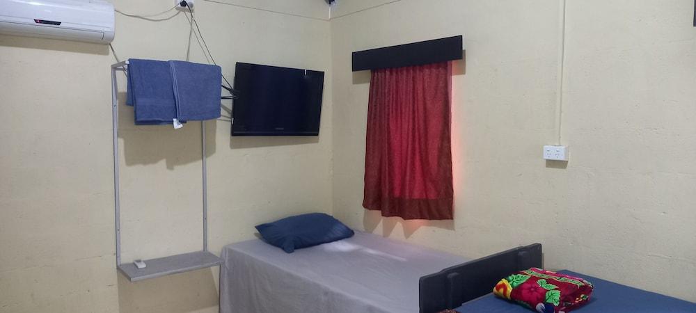 Outback Retreat Hotel Fiji