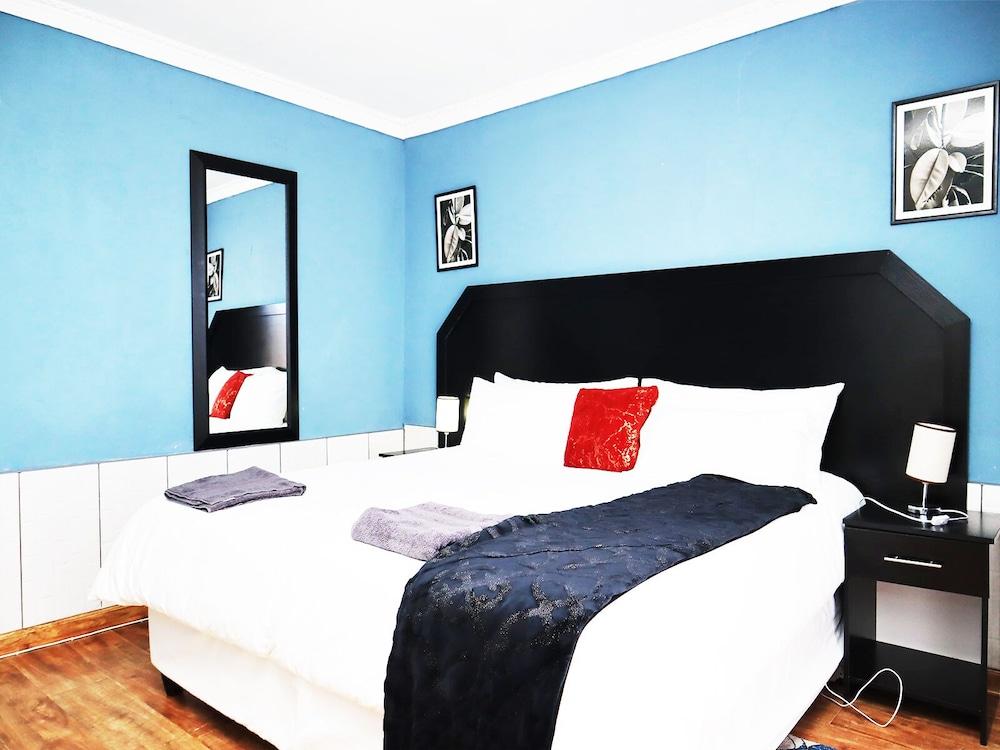 Khatholoha Guest House