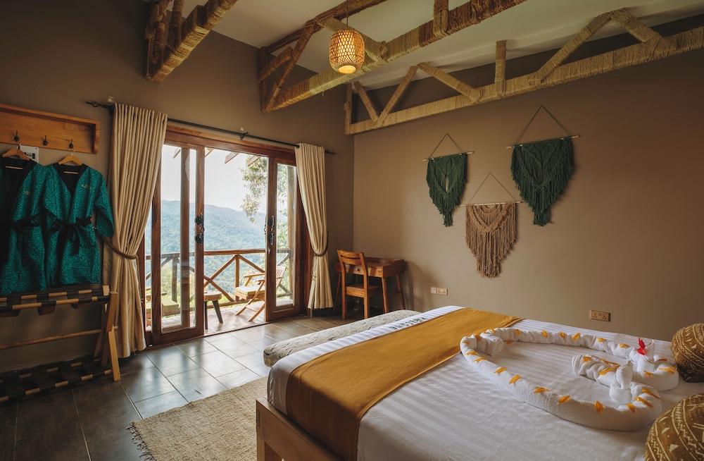Kaara Gorilla Mountain Lodge