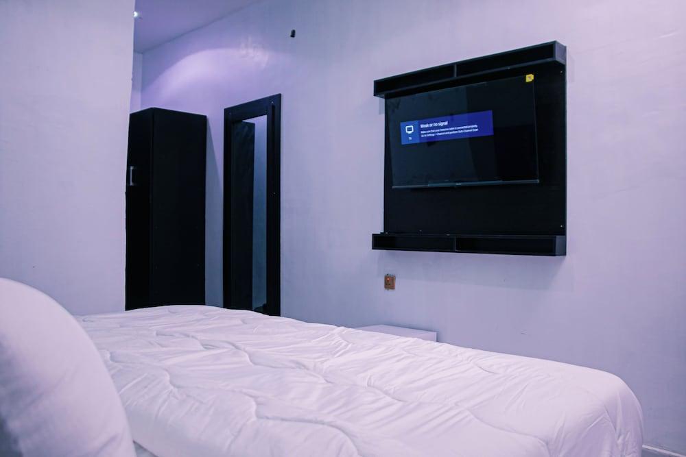 Boulevard Beechnut Hotel Warri