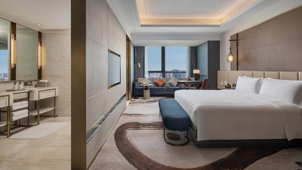 InterContinental Zhengzhou Zhengdong by IHG