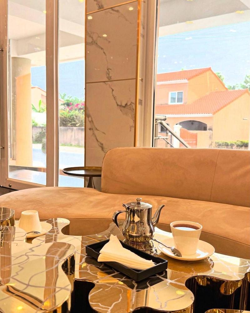 Hotel Midotel Seaview