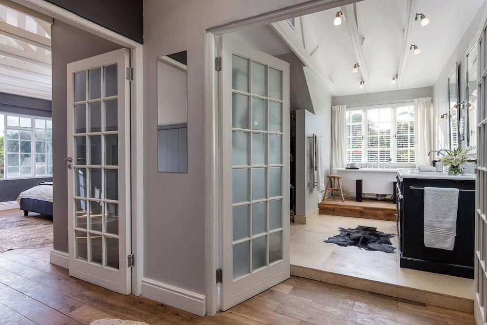 14 on Klein Constantia