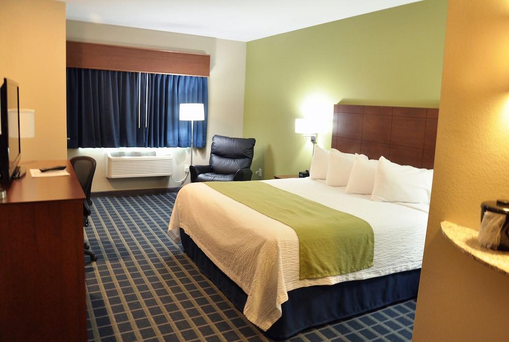 Brookstone Lodge & Suites