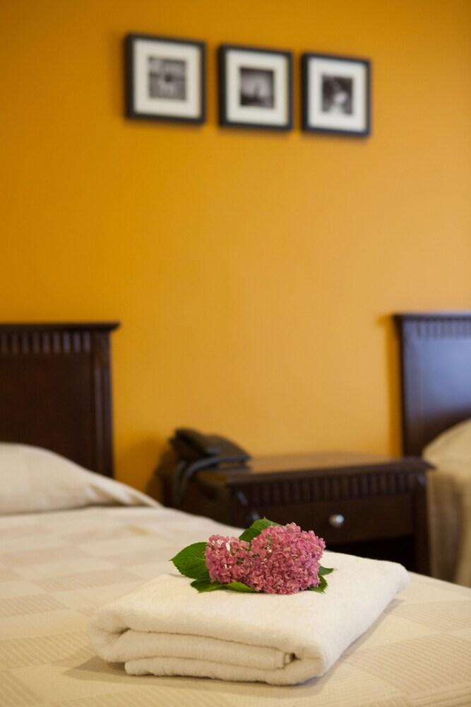 The Yellow House B&B