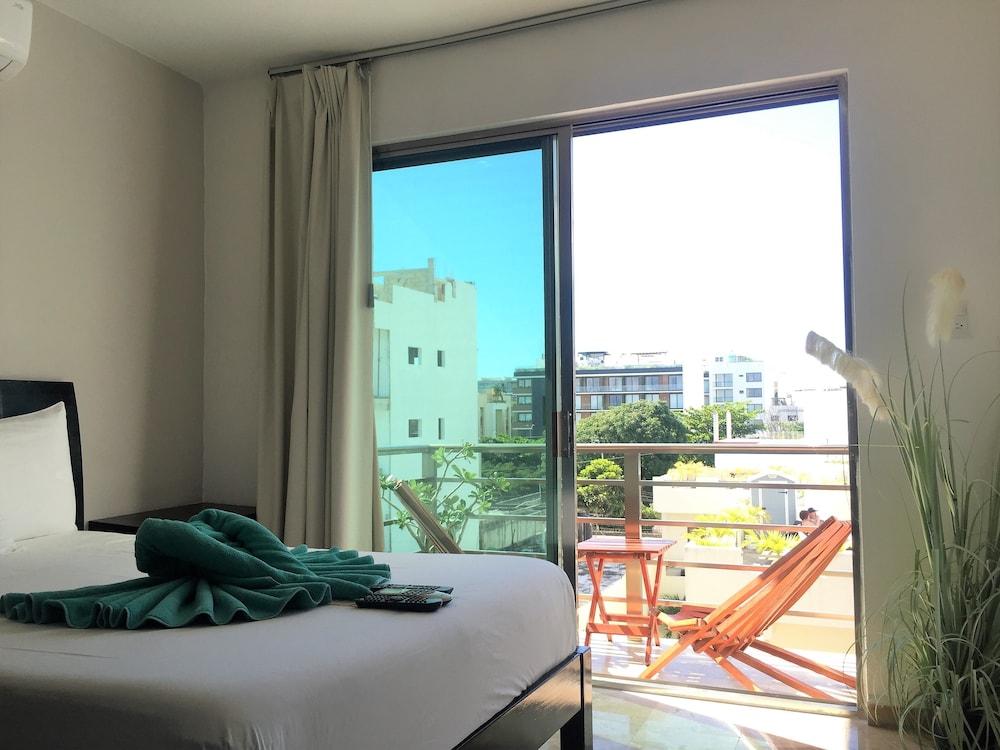 Coral Blue Beach Condo