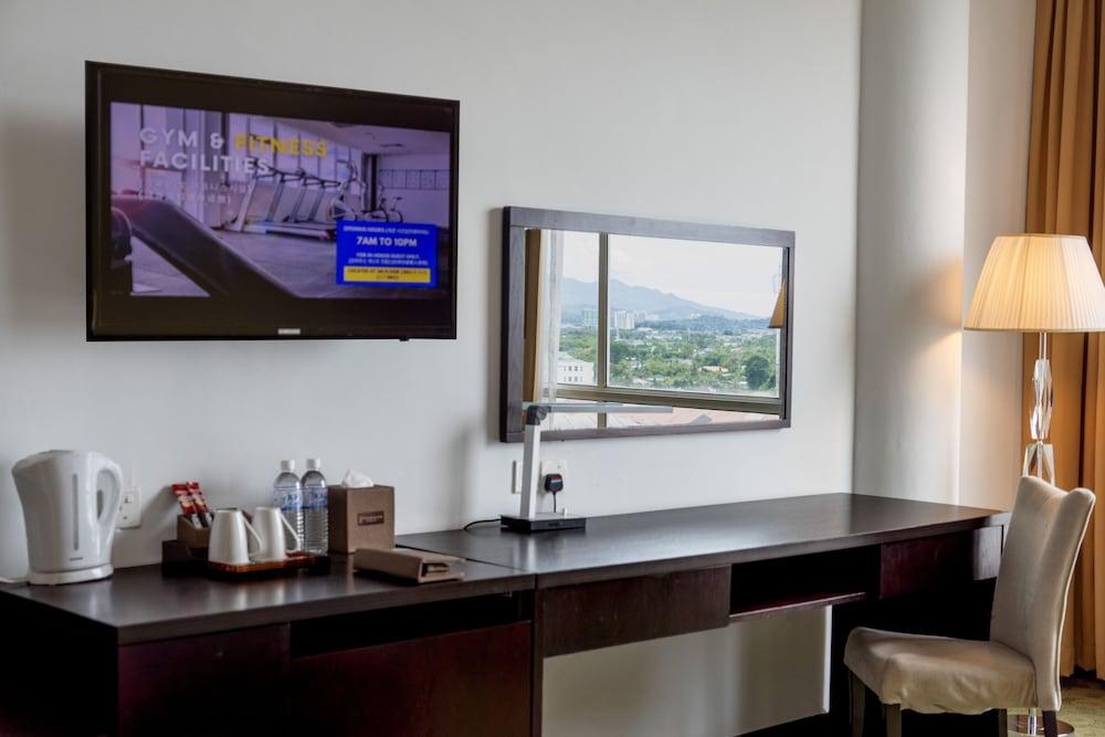 Pan Borneo Hotel Kota Kinabalu