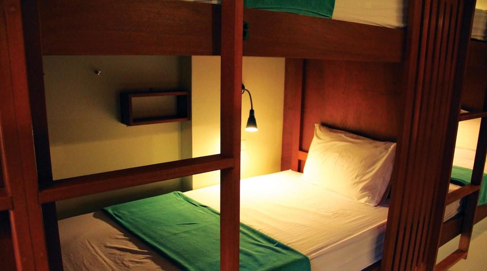 Phangan Pearl Hostel