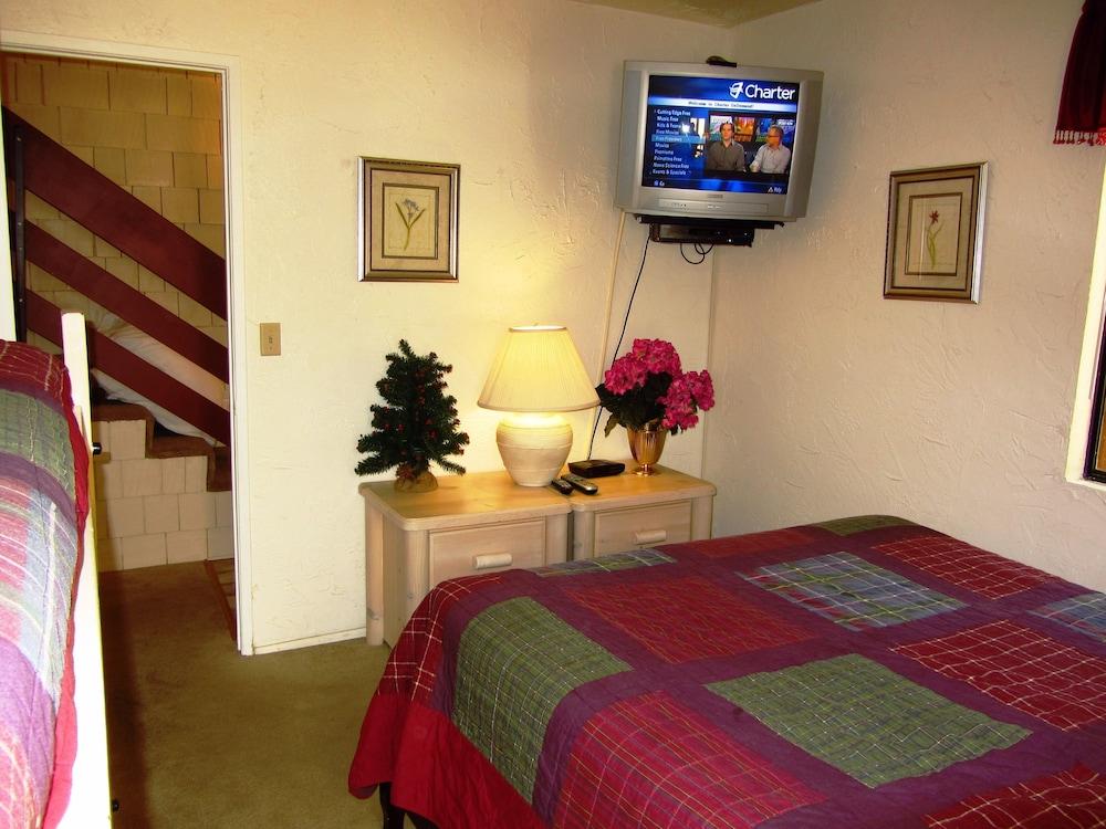 Snow Summit Townhouse Rentals & Sales