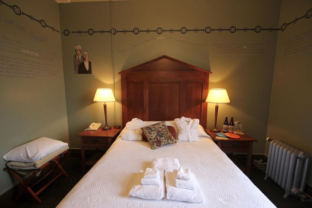 McMenamins Grand Lodge