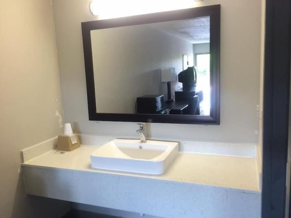 Lotus Inn and Suites