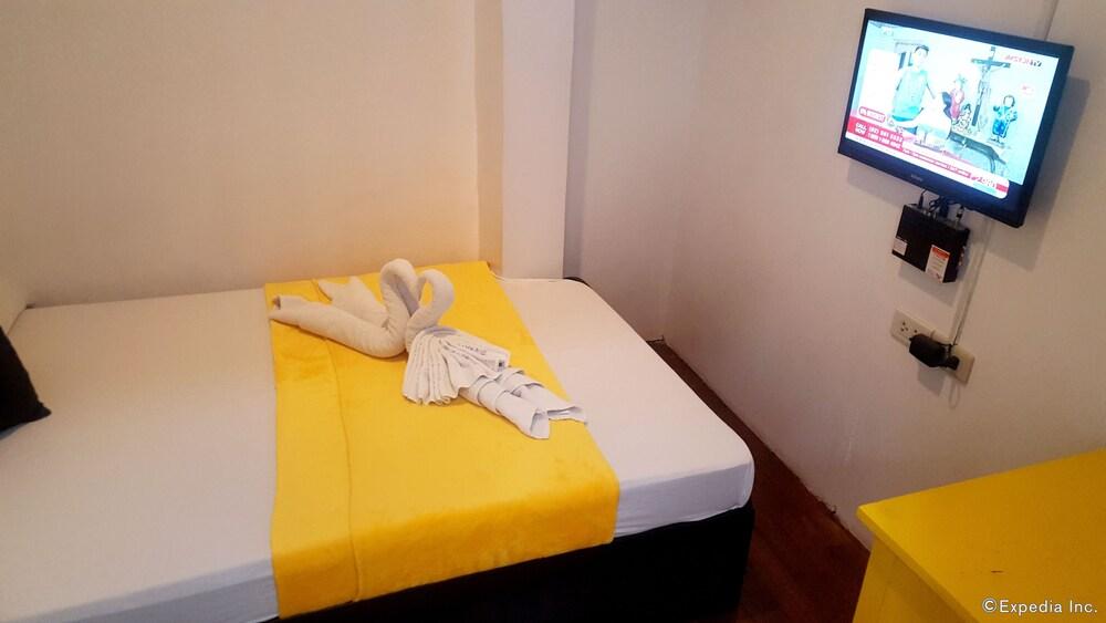 Dormitels.ph The Fort BGC