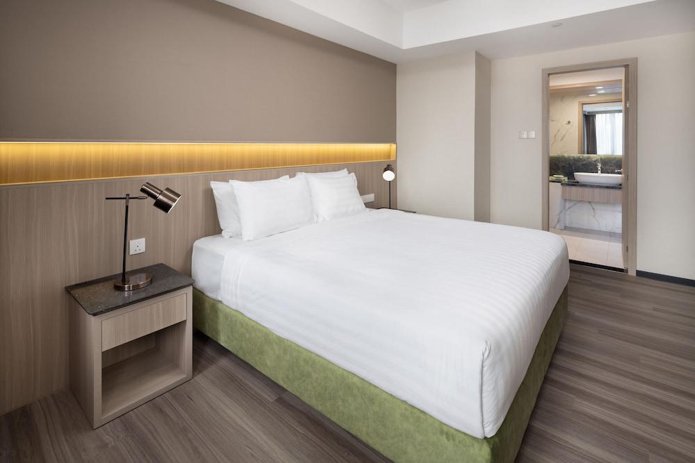 Park Avenue Clemenceau