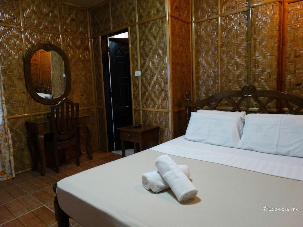 Alona Tropical Beach Resort