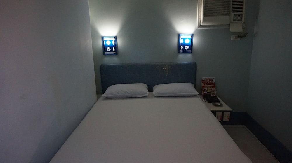 Halina Hotel Avenida