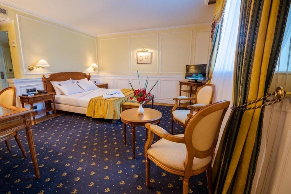 Hôtel Colbert Palace